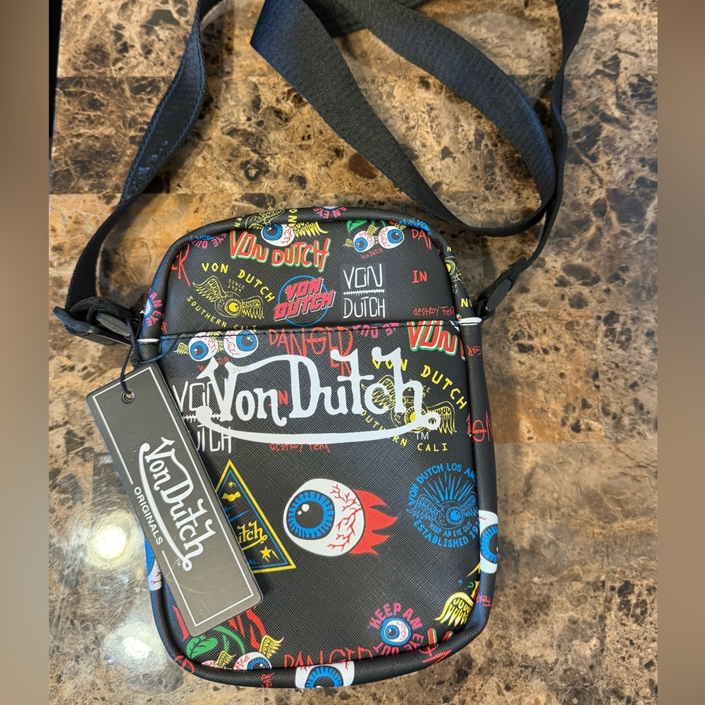 VON DUTCH CROSSBODY BAG
